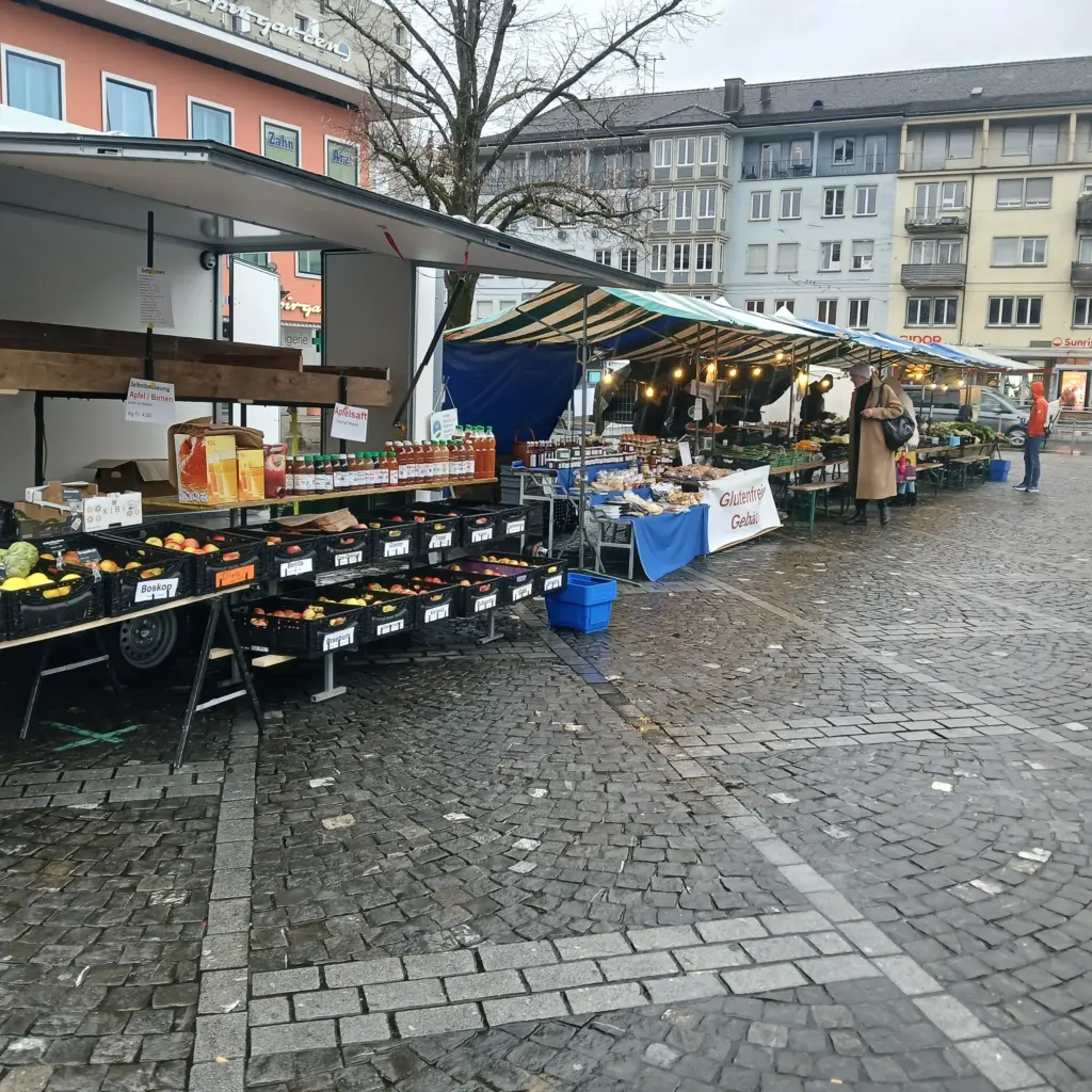 Bauernhof & Hofladen Enikerhof auf dem Wochenmarkt in Altstetten